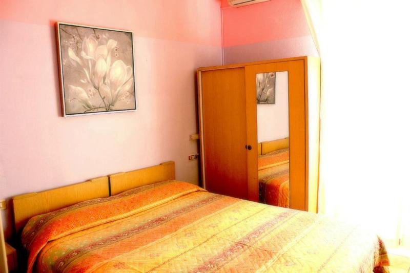 Hotel Marinella Ρίμινι Εξωτερικό φωτογραφία
